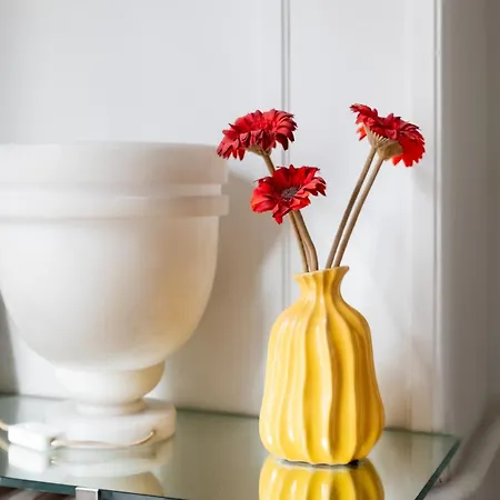 Veeve - Flowers From Paryż